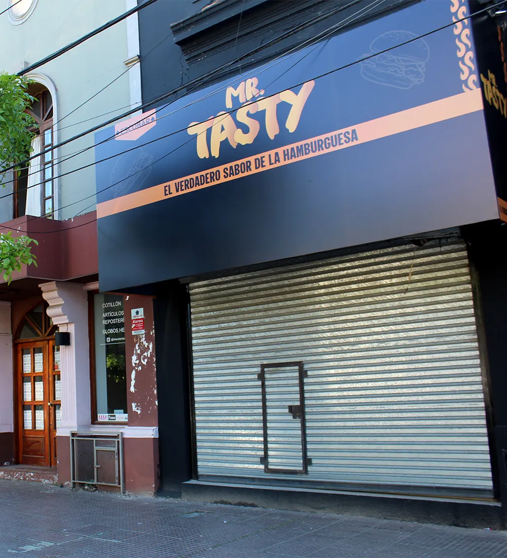 Local de Mr. Tasty en Escobar.