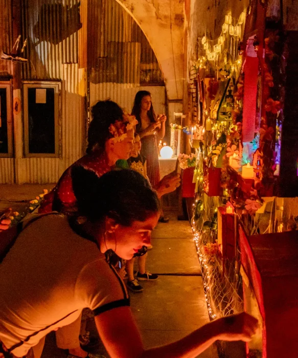 Altar en Noche de Muertos