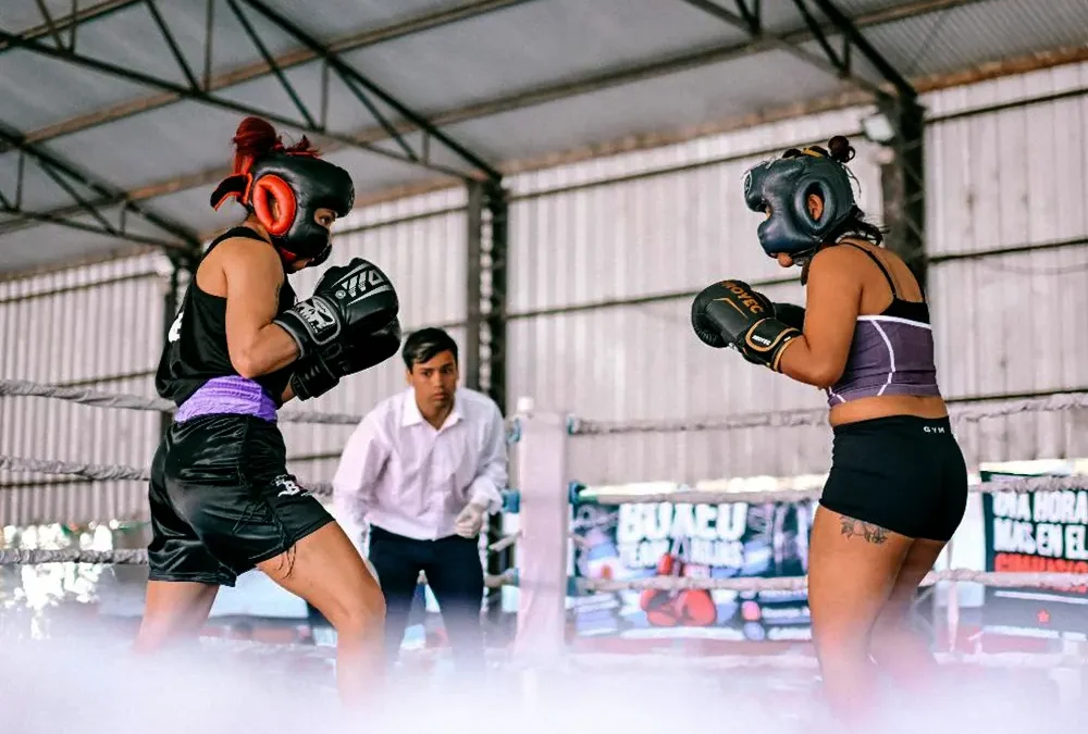 Boxeo amateur en Garín: 12 combates y exhibiciones en el Club Flamengo