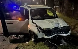 La camioneta, tras el choque