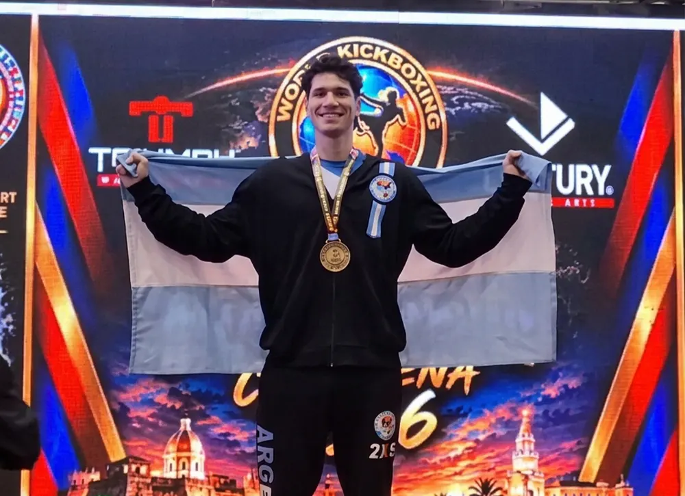 lucas torres campeon de kickboxing Lucas Torres, campeón de Kickboxing.